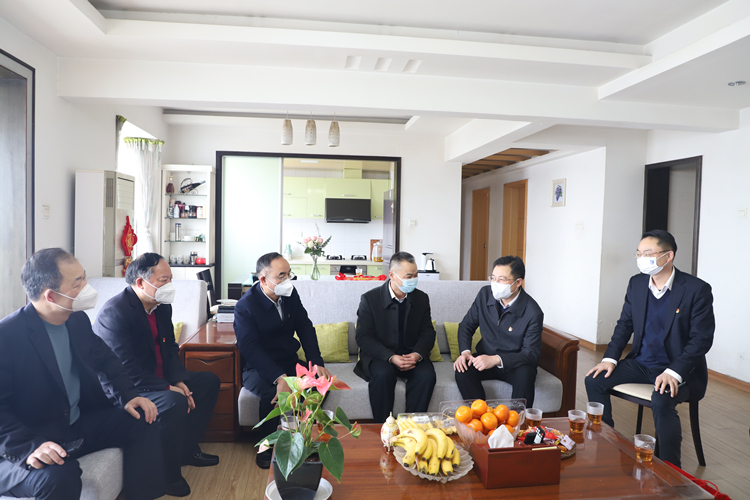 慰问周西岳_3234.JPG